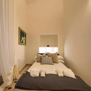 La Casa Di Bruna E Giordano In Santo Spirito Apartment