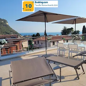 garda-view-nuovo-appartamento-con-solarium-vista-lago.hotelinveneto.com/